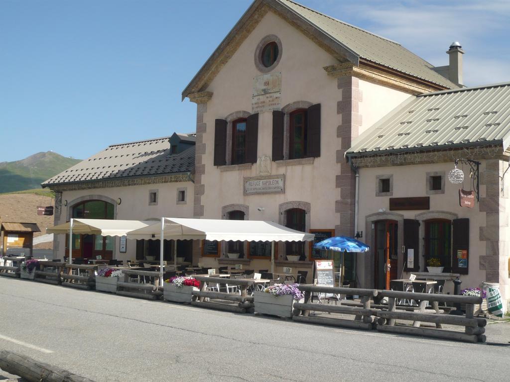 Hotel, Le Refuge Napoleon Vars  Exterior foto