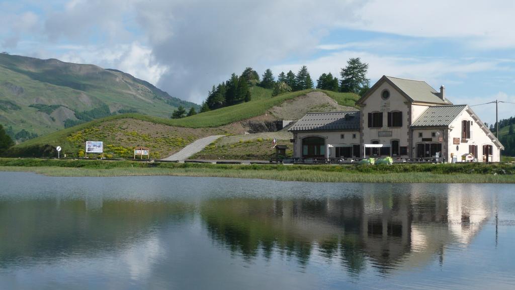 Hotel, Le Refuge Napoleon Vars  Exterior foto